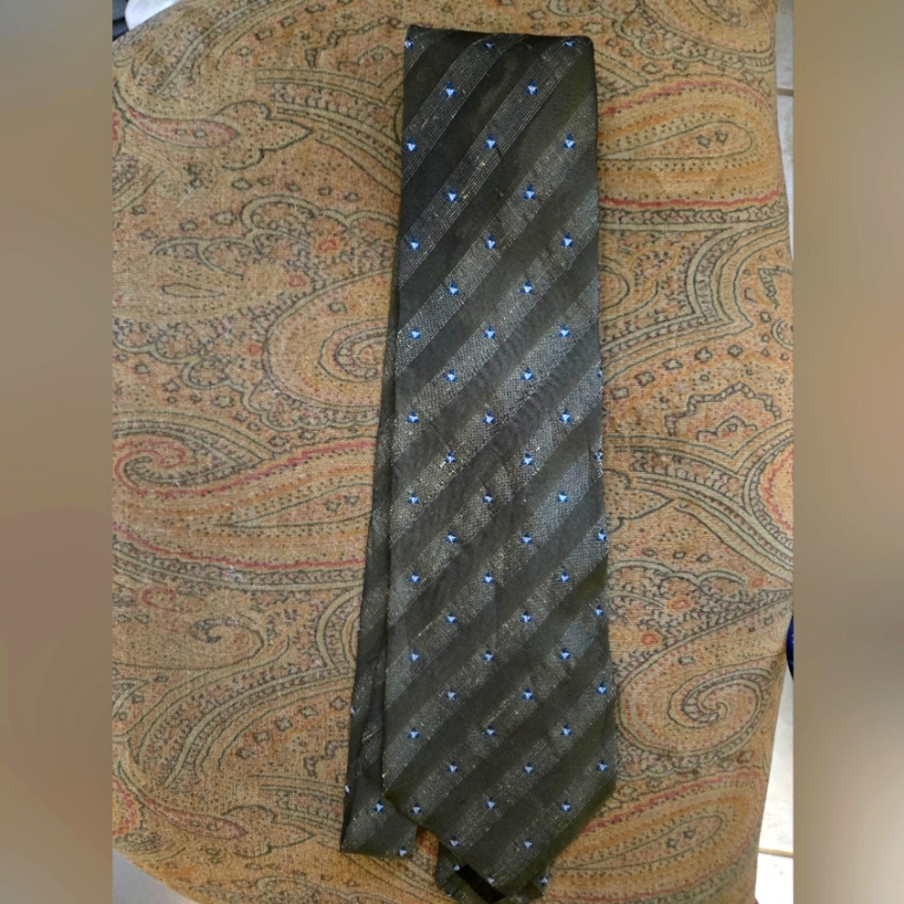 Vintage Donna Karen Imported Italian Silk Handmade Olive Green/Blue Men's Tie